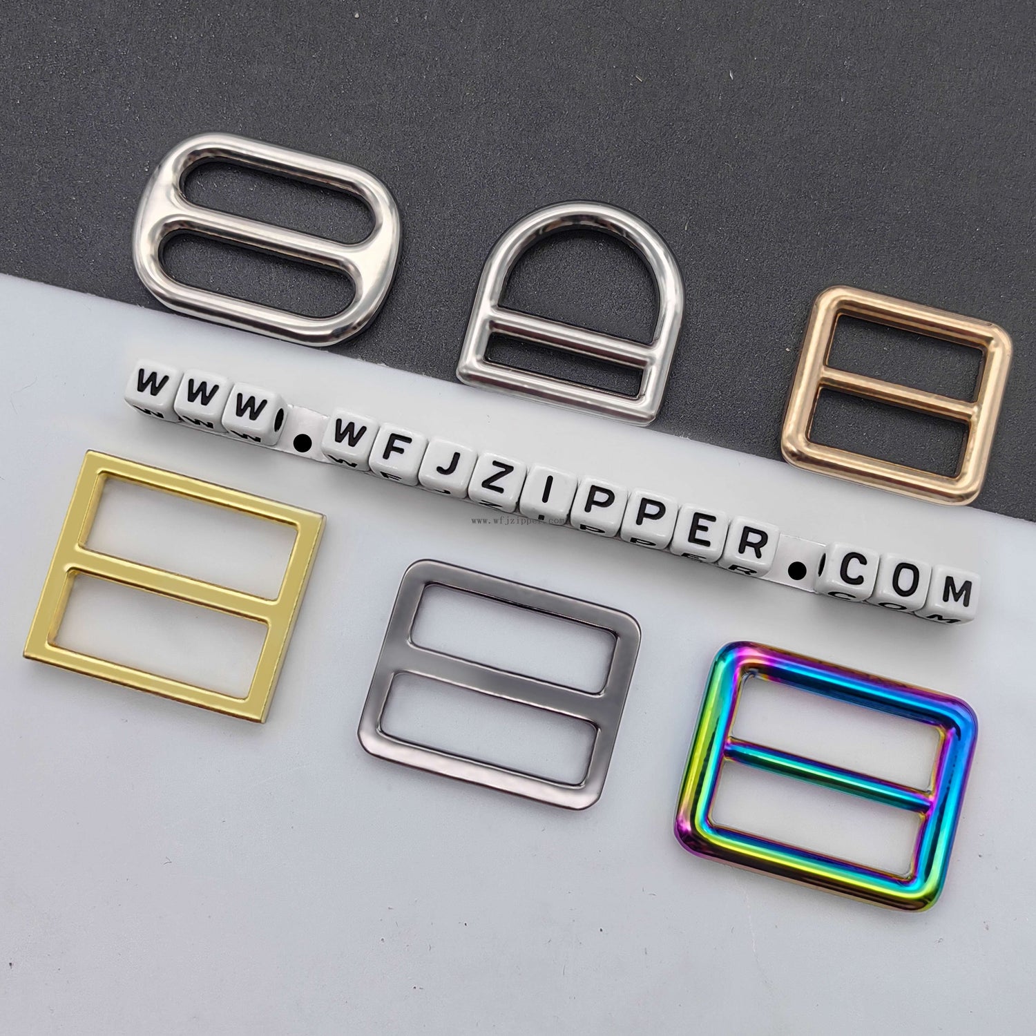 Tri-glide buckle